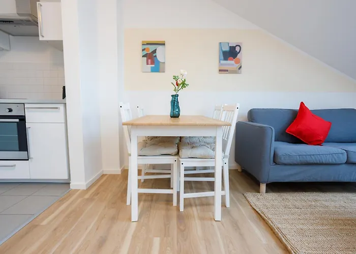 Fullhouse Premium Ab5 Halle * Halle (Saale)