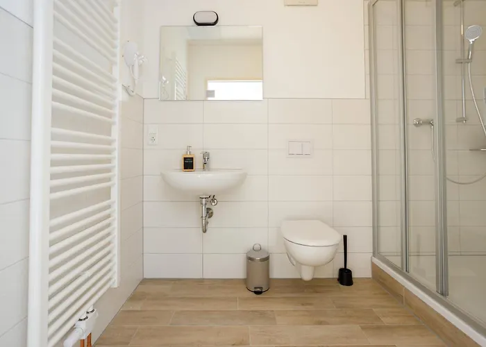 Fullhouse Premium Ab5 Halle Lägenhet *